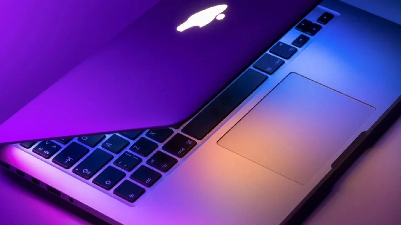 M4 MacBook Pro box revealed! Here are the details