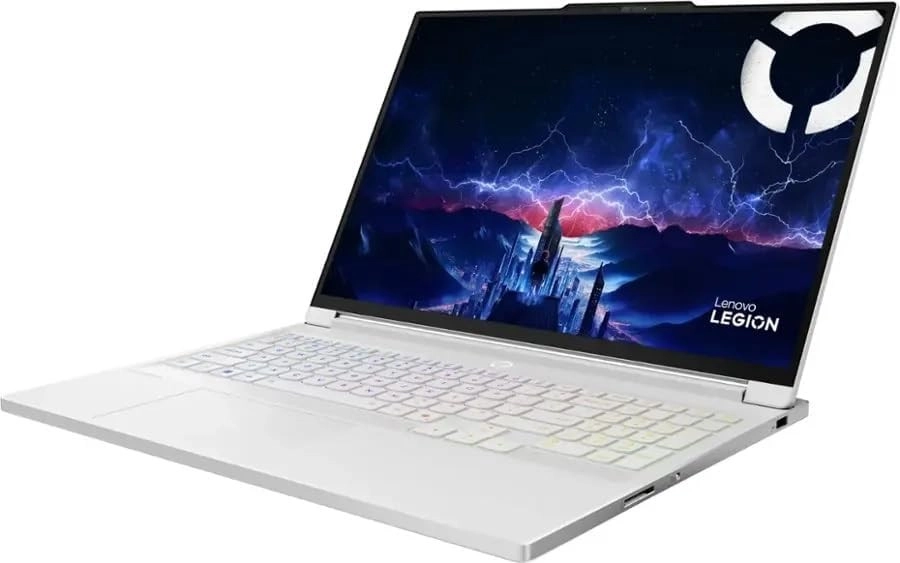 لابتوب Lenovo Legion 7 U9-275HX 32جيجابايت/2تيرابايت (RTX5070 8جيجابايت)